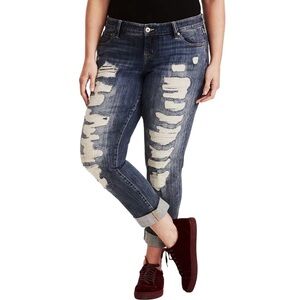 Torrid Boyfriend straight blue Jeans Distressed dark Wash plus size 24 NWOT